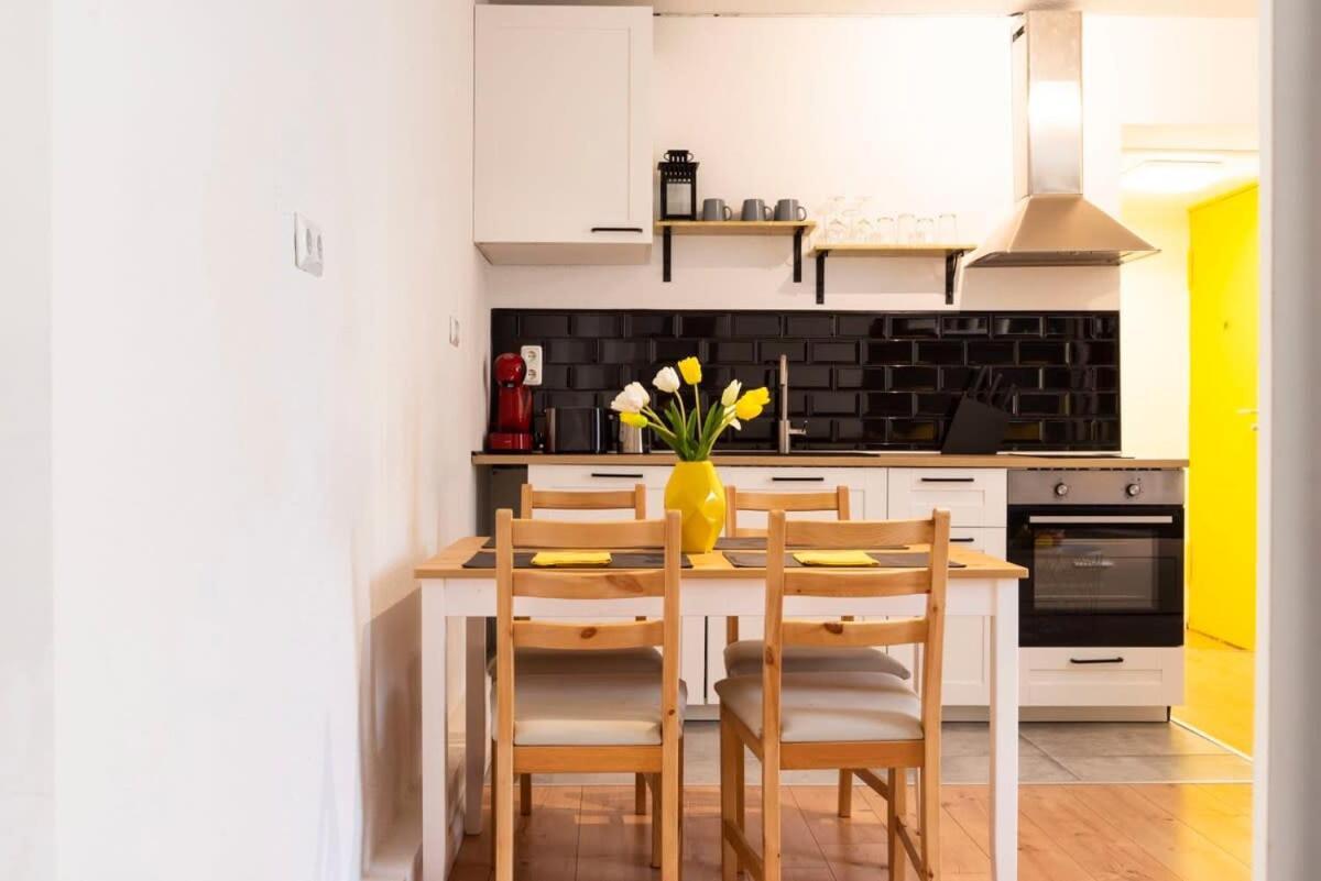 2 Bedroom In Great Location In Kreuzberg Βερολίνο Εξωτερικό φωτογραφία