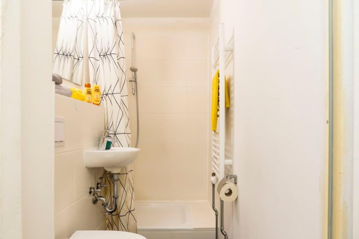 2 Bedroom In Great Location In Kreuzberg Βερολίνο Εξωτερικό φωτογραφία