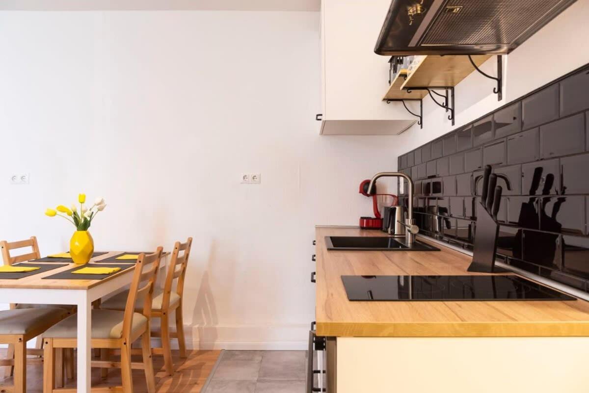 2 Bedroom In Great Location In Kreuzberg Βερολίνο Εξωτερικό φωτογραφία